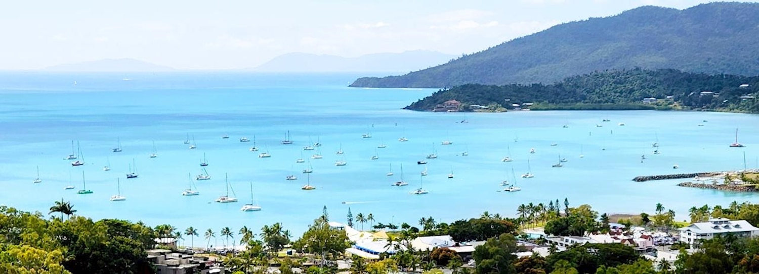 Driftwood Tours Airlie Explorer