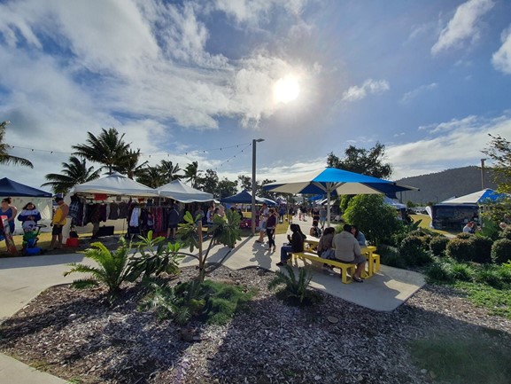 Airlie Beach Markets