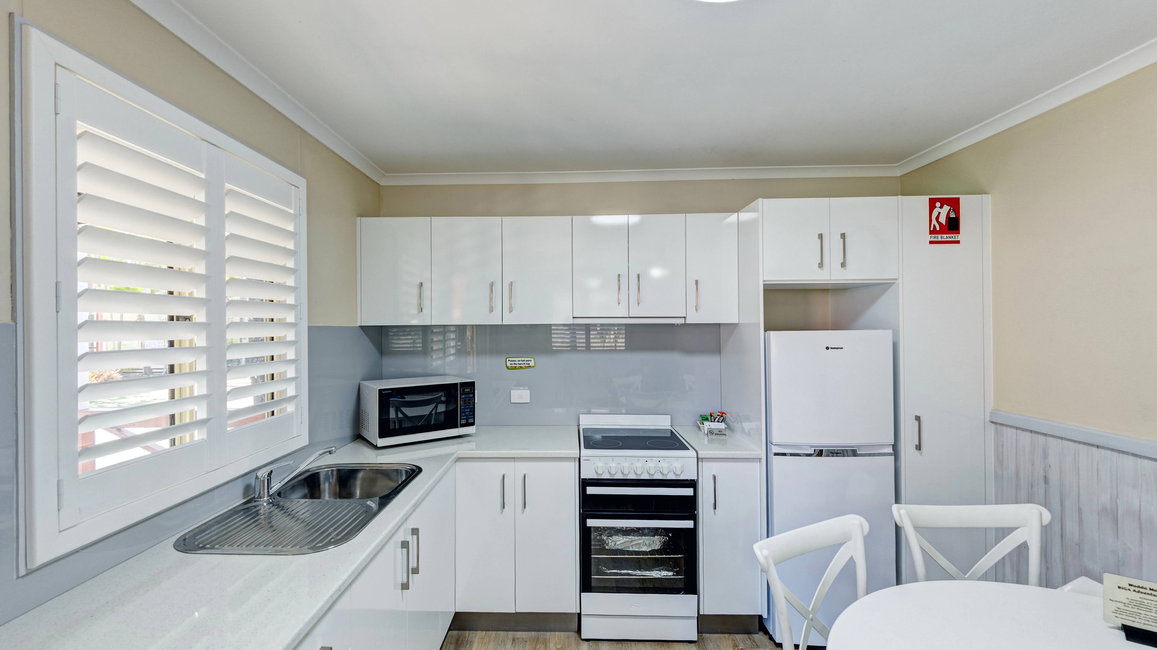 Holiday Villa Kitchen(1)